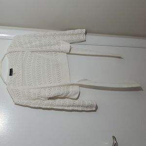 Wet seal, small, white